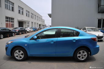 2013款马自达3星骋三厢1.6L手动精英型