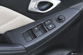 2014款传祺GA3S视界1.6L自动智慧ESP版