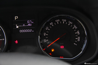 2015款东风雪铁龙C3-XR 1.6L自动智能型