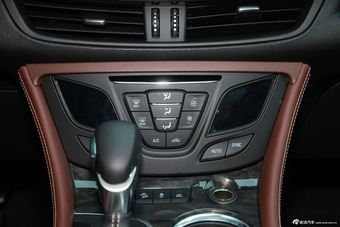 2016款昂科威2.0T自动四驱全能旗舰型28T