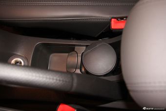 2012款科鲁兹1.6SE手动舒适版