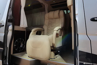 2013款中欧尊逸C型柴油版