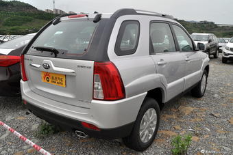 2013款狮跑2.0L GL手动两驱版