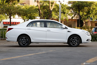 2015款比亚迪G5 1.5TID自动尊贵型