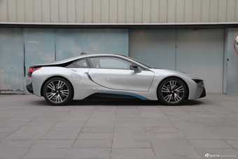  2014 BMW i8 1.5T Standard Edition