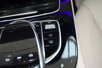 同级新标杆推双造型.实拍奔驰新款E级