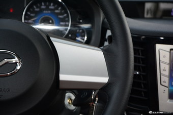 2016款中兴威虎TUV 2.5T手动澳洲版柴油四驱豪华型