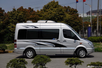 2013款中欧尊逸C型汽油版