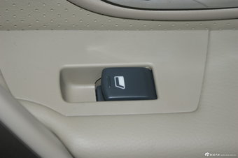 2012款东风风神A60