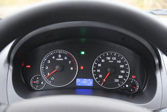 2016款吉利金刚三厢1.5L自动尊贵型 国V