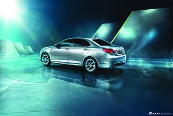 2013款荣威550官方图