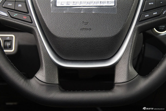 2015款猎豹CS10 2.0T手动至尊版