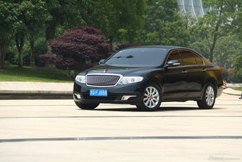 2013款红旗H7 3.0L自动尊贵型