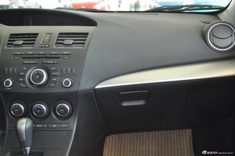 2012款马自达3星骋两厢2.0L自动豪华型