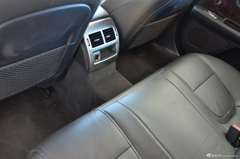 2015款捷豹XF 2.0T Sportbrake 豪华版