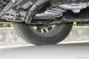 2016款风神A60 1.5L手动尊贵型