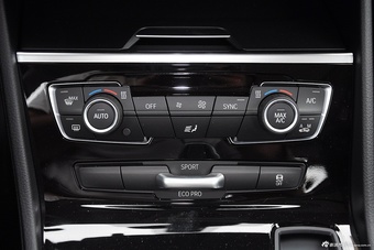 2015款宝马2系Active Tourer 218领先