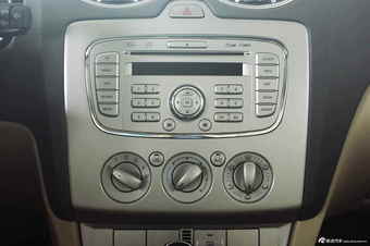 2012款福克斯经典两厢