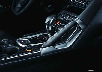 2013款标致3008官方图