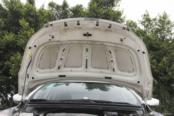 2013款朗动1.6L自动尊贵型