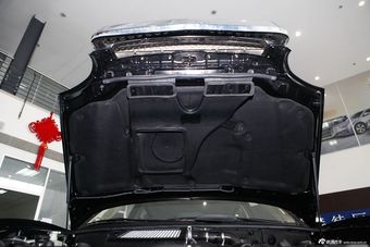 2013款圣达菲1.8T自动两驱天窗版