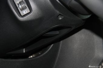 2013款东风雪铁龙C5到店实拍