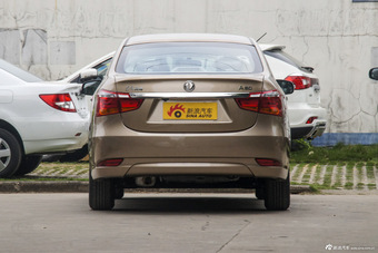 2016款风神A60 1.5L手动尊贵型