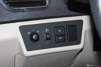 2015款开瑞K50 1.5L手动豪华型