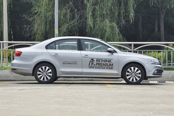 2015款速腾230TSI自动豪华型