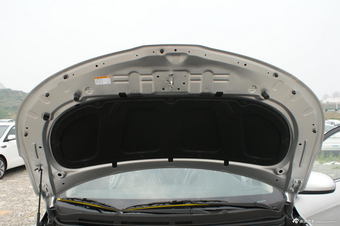 2011款东风悦达起亚K2