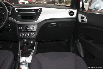 2015款中华V3 1.5L手动舒适型