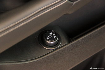 2013款凯迪拉克SRX