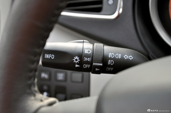 2014款奔腾B90到店实拍