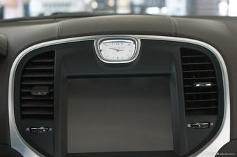 2013款克莱斯勒300C