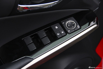 2015款雷克萨斯IS 2.0T自动200t锋尚版