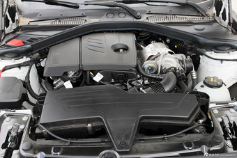 2015款宝马1系118i领先型