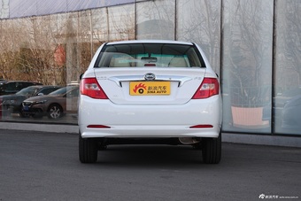 2015款比亚迪全新F3节能版1.5L手动豪华版