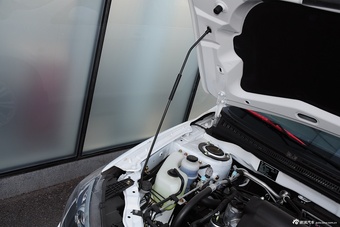 2015款比亚迪全新L3节能版1.5L自动舒适型