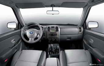 2012款雄狮F16官方图