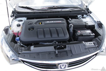 2013款长安致尚XT