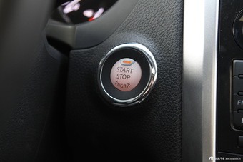 2013款天籁实拍图