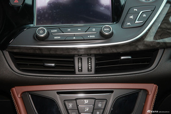 2016款昂科威2.0T自动四驱全能旗舰型28T