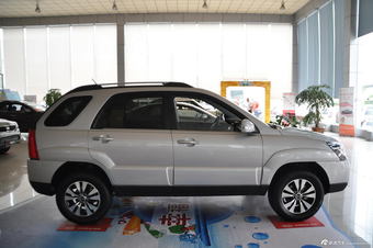 2013款狮跑2.0L GLS自动两驱版