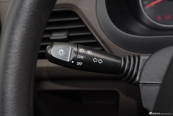 2015款五菱宏光S 1.5L基本型 国V