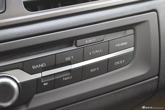 2014款荣威550 Plug-in插电式混动