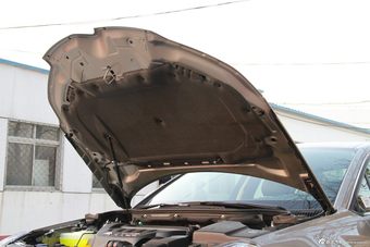 2013款东风雪铁龙C5到店实拍