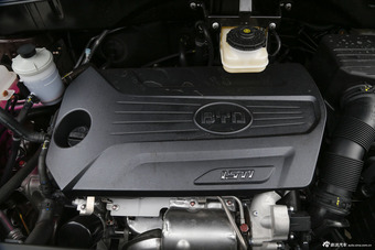 2015款比亚迪S7升级版1.5T手动尊贵型