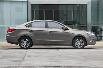 2015款逸动1.6L自动豪华型