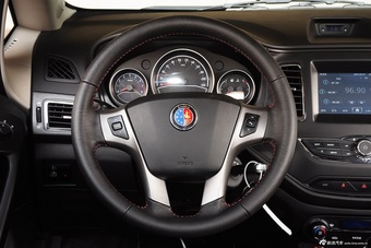 2015款吉利英伦C5 1.5L手动两厢尊贵型