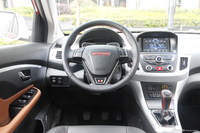 2016款金杯智尚S35 1.5L手动精英版